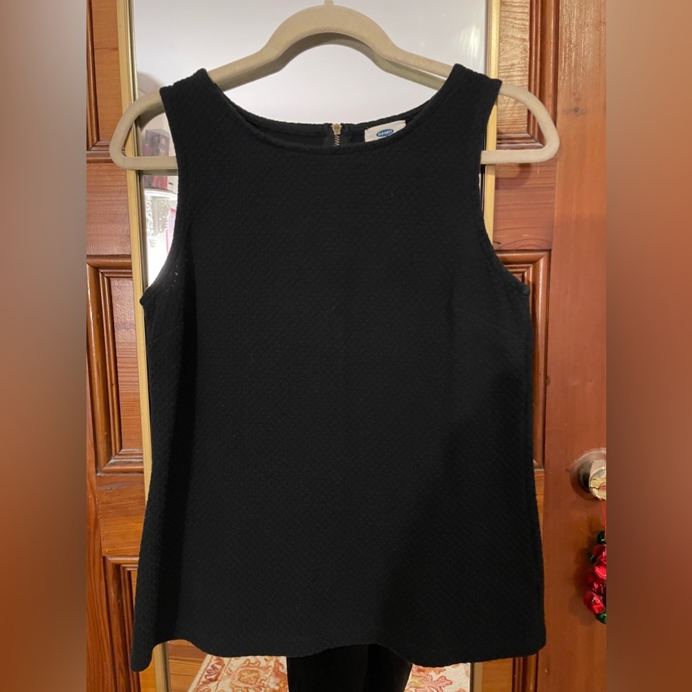 Old Navy Black Boat Neck Tank A-Line M